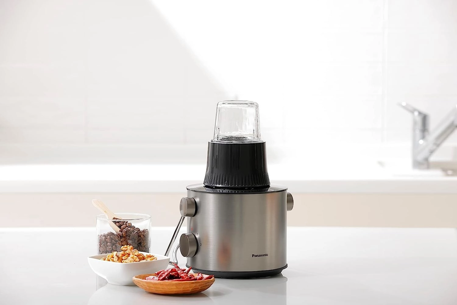 آبمیوه‌گیری سه کاره پاناسونیک مدل mj-cb800